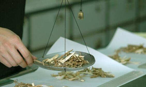 颐博堂｜让你的皮肤瘙痒在这个冬季斩草除根！